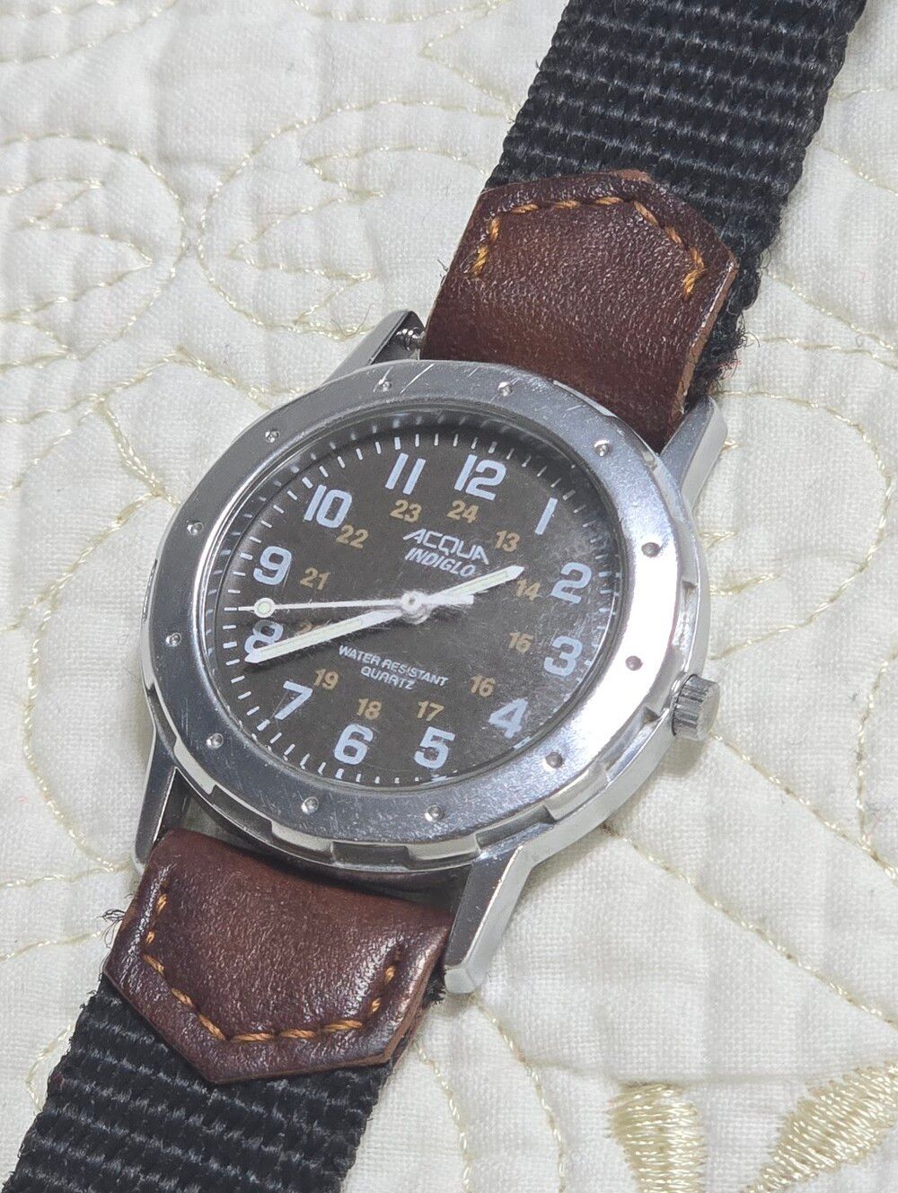 Vintage Acqua Indiglo Timex Quartz Military Watch Silver Chocolate Brown Lume